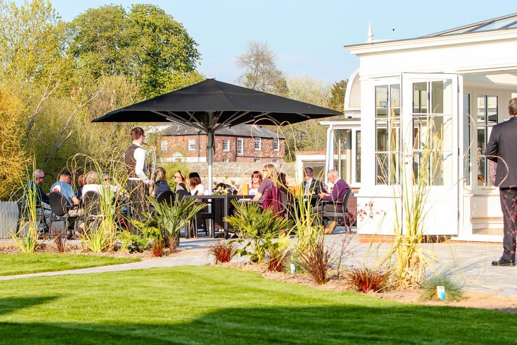 The Legacy Rose & Crown Hotel Salisbury Exterior photo