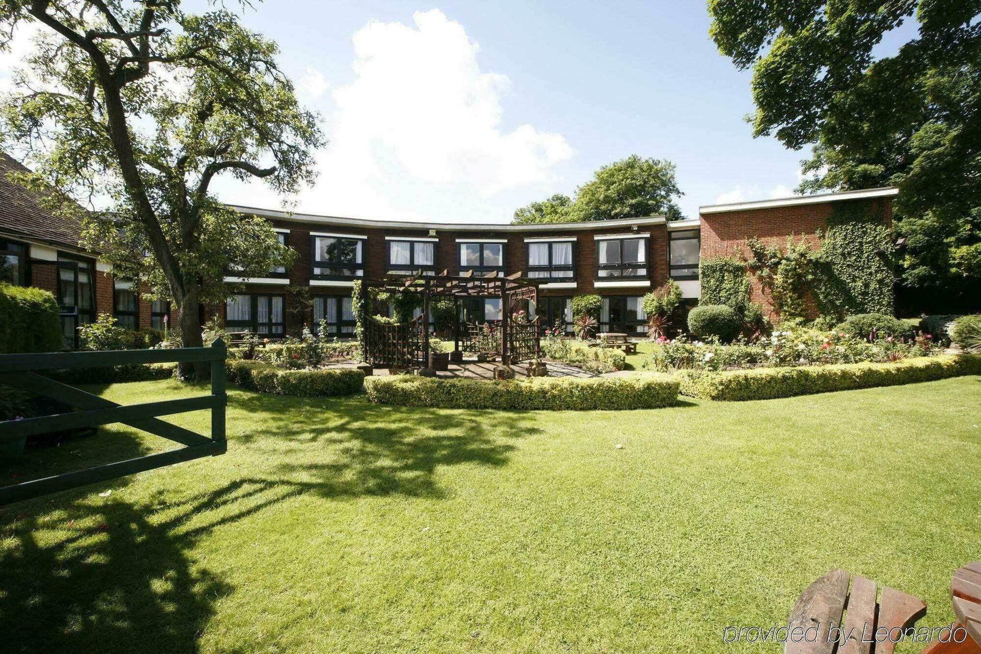 The Legacy Rose & Crown Hotel Salisbury Exterior photo